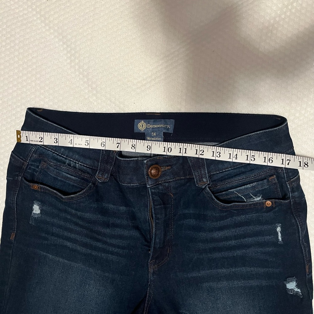 Democracy “Ab”solution Jeans - Picture 4 of 5